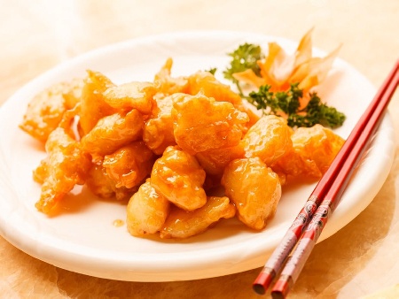 Автентични пилешки хапки в сладко кисел сос по китайски в пухкава и хрупкава панировка - снимка на рецептата